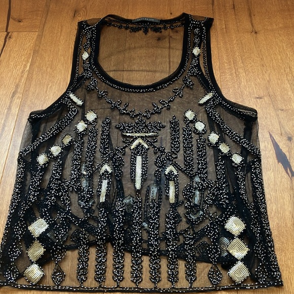 Black and gold mesh beat it and sequenced tank top. Size medium. - Picture 4 of 4